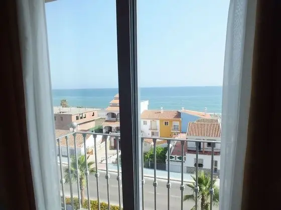 Tek Büyük Yataklı Oda, Deniz Manzaralı