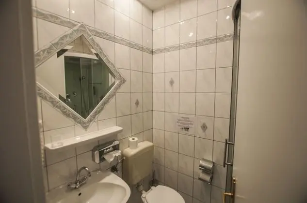 Tek Büyük Yataklı Oda, Özel Banyo