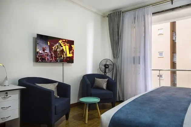 Deluxe Tek Büyük Yataklı Oda, 1 Çift Kişilik Yatak, Şehir Manzaralı