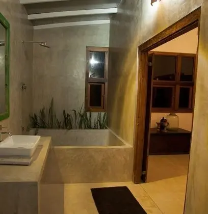 Romantic Tek Büyük Yataklı Oda