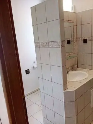 Apart Daire, 2 Tek Kişilik Yatak