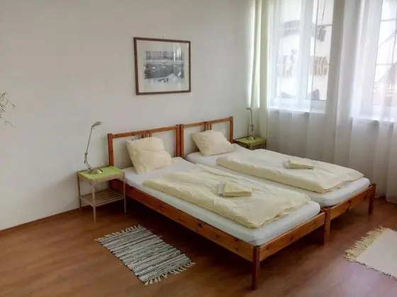 Apart Daire, 3 Yatak Odası, Sigara İçilmez, Küçük Mutfak