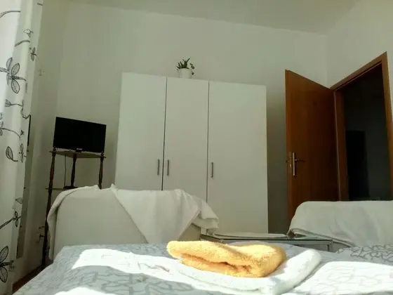 Apart Daire, 3 Yatak Odası, Sigara İçilmez, Küçük Mutfak