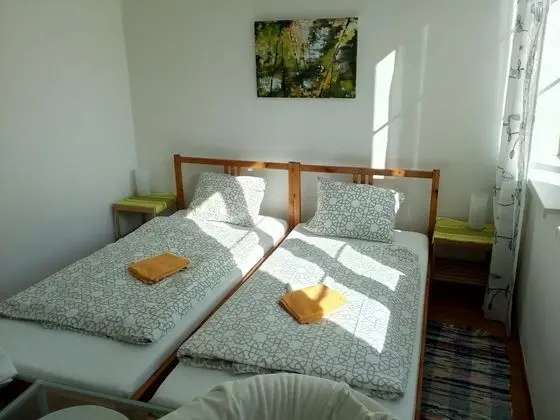 Apart Daire, 3 Yatak Odası, Sigara İçilmez, Küçük Mutfak