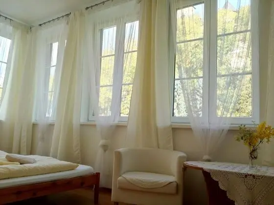 Apart Daire, 3 Yatak Odası, Sigara İçilmez, Küçük Mutfak