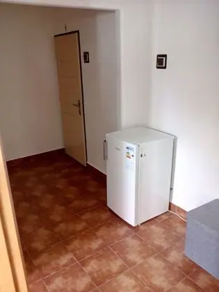 Apart Daire, 3 Yatak Odası, Sigara İçilmez, Küçük Mutfak