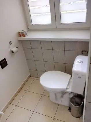 Apart Daire, 3 Yatak Odası, Sigara İçilmez, Küçük Mutfak