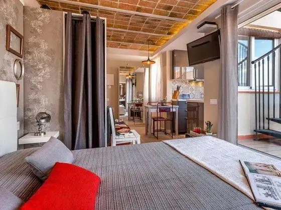 Suit With Terrace
