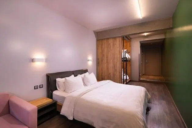 Ground Floor Budget Room