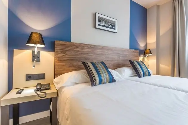 Üç Kişilik Oda (2 Adults + 1 Child)