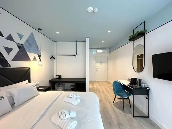 Tek Büyük Yataklı Oda