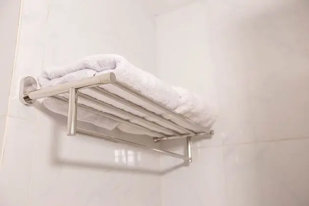 Senior Tek Büyük Yataklı Oda