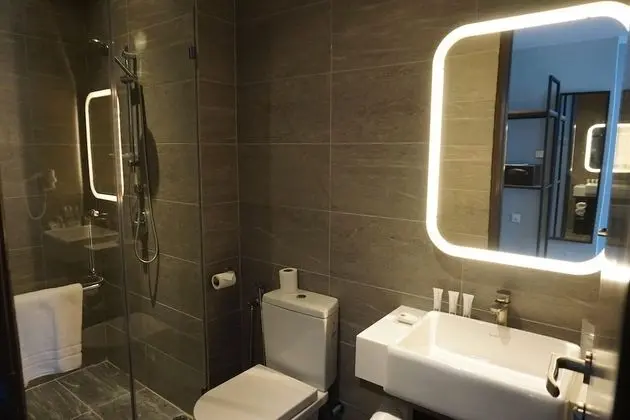 Deluxe Üç Kişilik Oda