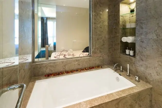 Premium Süit