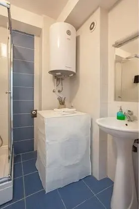 Standard Dört Kişilik Oda, Karma Ranzalı Oda, Ortak Banyo