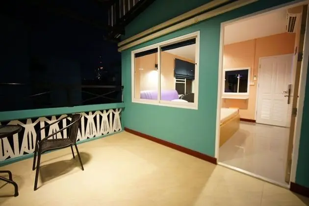 Deluxe Double Room with Private Bathroom
