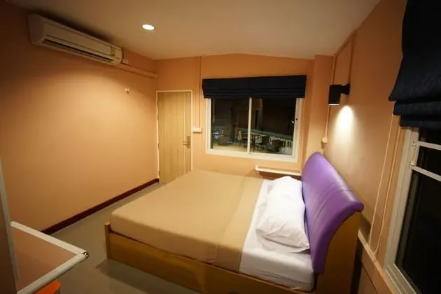 Deluxe Double Room with Private Bathroom