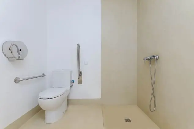 City Ortak Ranzalı Oda, Ortak Banyo (1 bed in a 6 bed dorm)