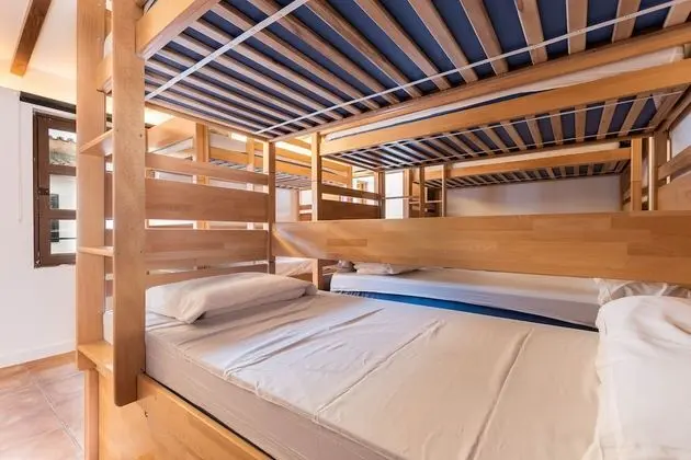 Ortak Ranzalı Oda, Ortak Banyo (1 bed in a 10 bed dorm)