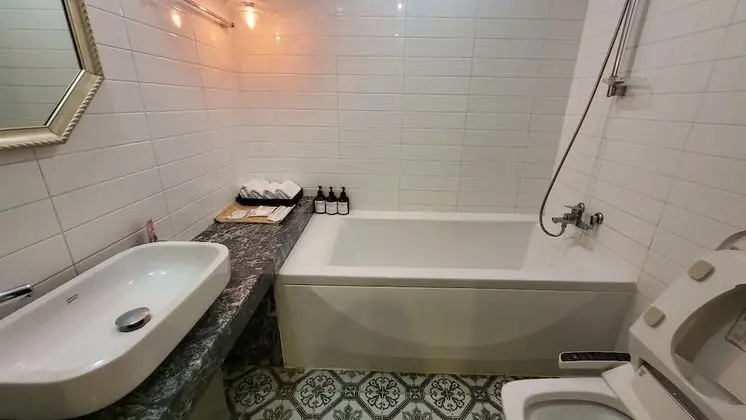 Premium Tek Büyük Yataklı Oda