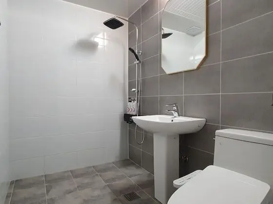 İki Ayrı Yataklı Oda, Sigara İçilmez, Okyanus Manzaralı