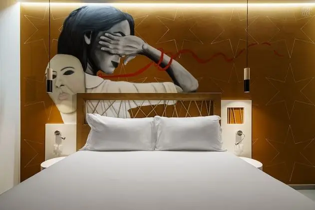 Deluxe Tek Büyük Yataklı Oda