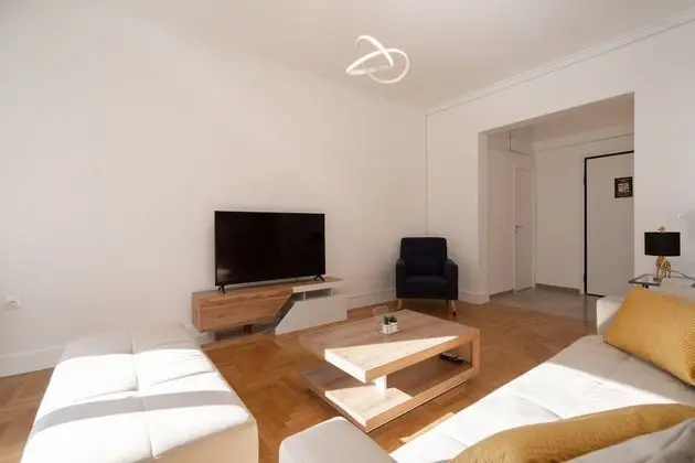 Design Tek Büyük Yataklı Oda