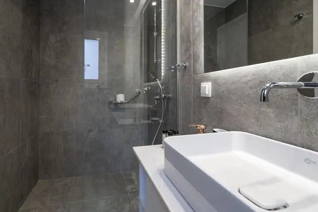Design Tek Büyük Yataklı Oda