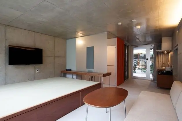 Dört Kişilik Oda, Teras (Room #3)