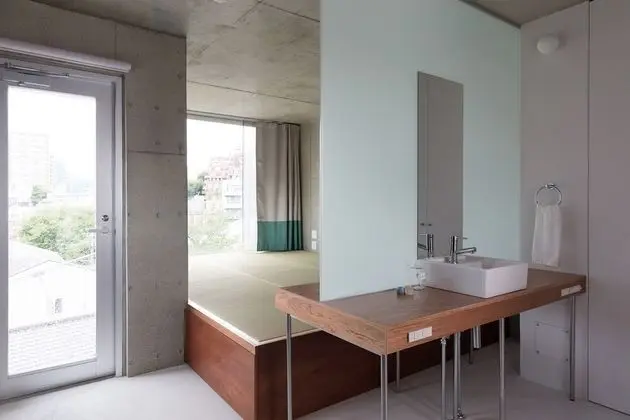 Üç Kişilik Oda, Teras (Room #5)