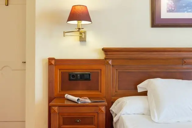 Tek Büyük Yataklı Oda (+ 1 adult extra bed)