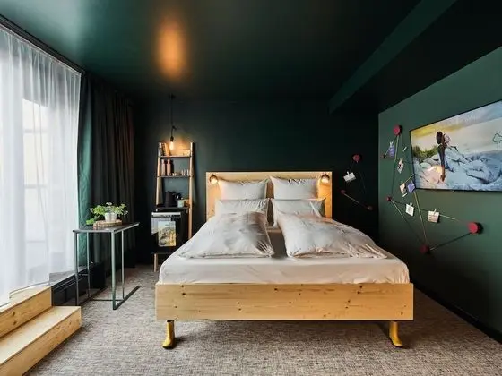 Comfort Tek Büyük Yataklı Oda