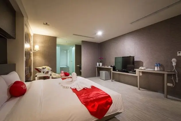 Deluxe Tek Büyük Yataklı Oda