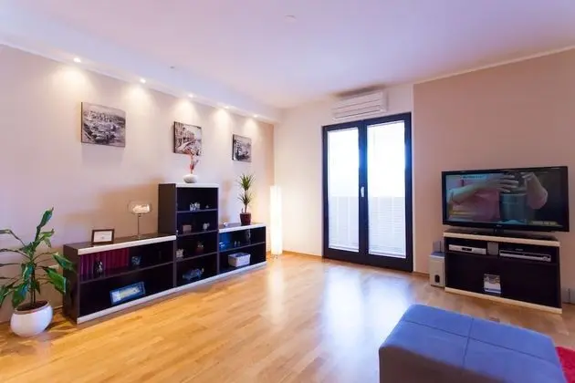 Standard Apart Daire, Balkon