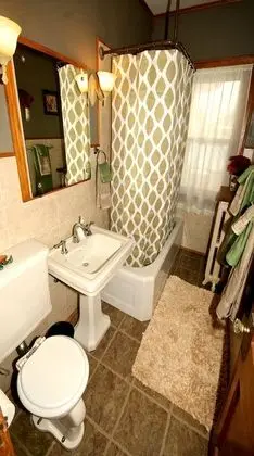 Ev, Birden Çok Yatak (Urban Retreat)