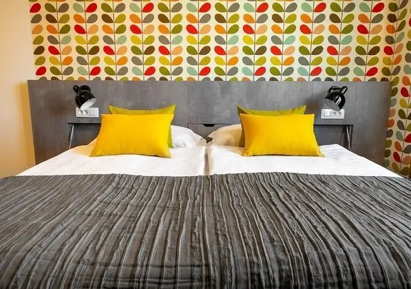 Tek Büyük Yataklı Oda, Küçük Mutfak