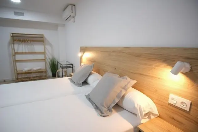 Standard Tek Büyük Yataklı Oda, Sigara İçilmez, Ortak Banyo