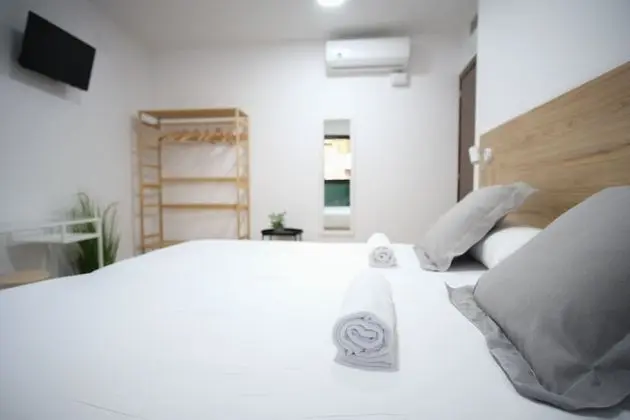 Standard Tek Büyük Yataklı Oda, Sigara İçilmez, Ortak Banyo