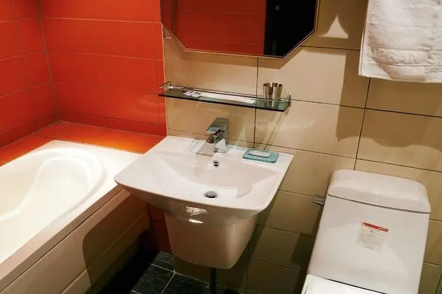 Standard Tek Büyük Yataklı Oda