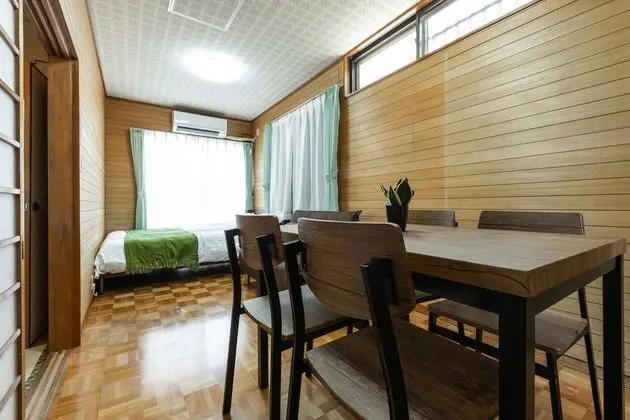 Oda, Sigara İçilmez, Balkon (2nd Floor)