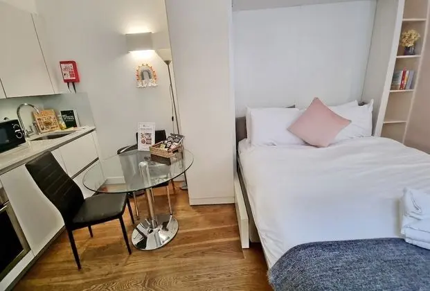 Deluxe Stüdyo, 1 Çift Kişilik Yatak, Küvet