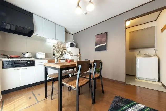 Ev, Sigara İçilmez (Private Vacation Home)