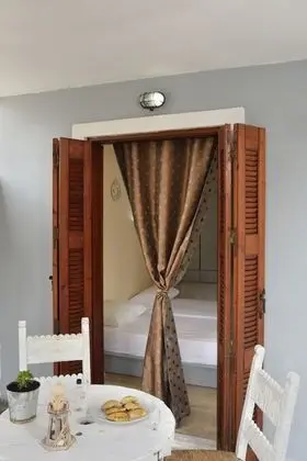 Tek Büyük Yataklı Oda, Balkon (manos no:3)