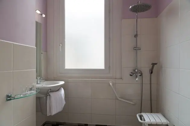 Tek Büyük Yataklı Oda, Teras