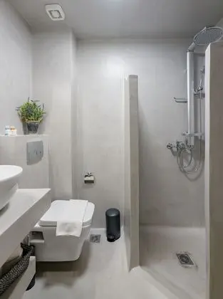 Luxury Tek Büyük Yataklı Oda