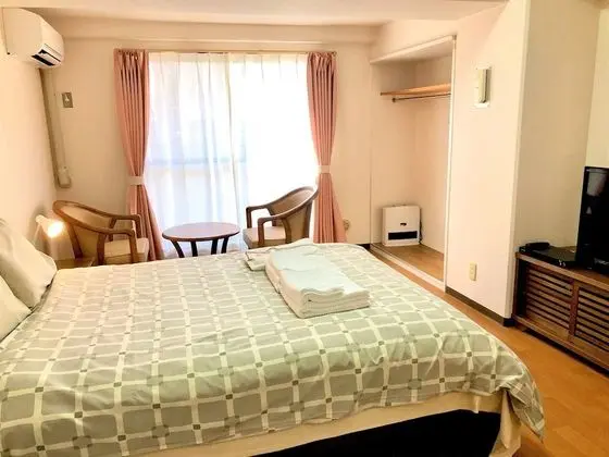 Tek Büyük Yataklı Oda, Sigara İçilebilir