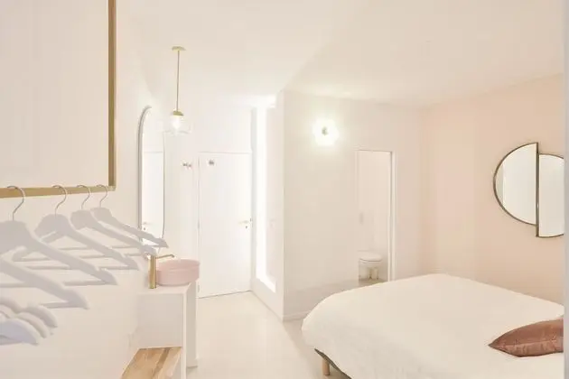 Tek Büyük Yataklı Oda, Özel Banyo (1)