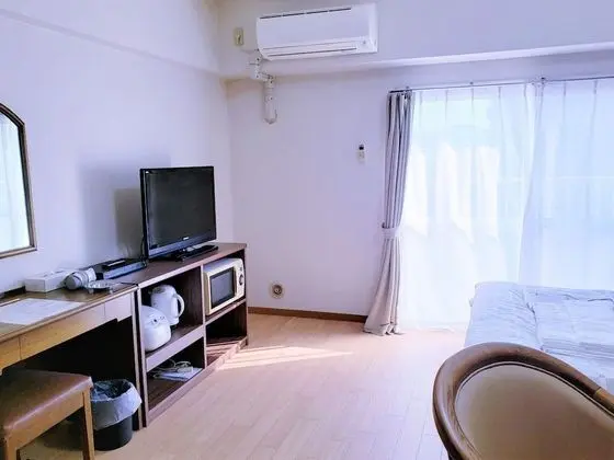 Tek Büyük Yataklı Oda, Sigara İçilebilir