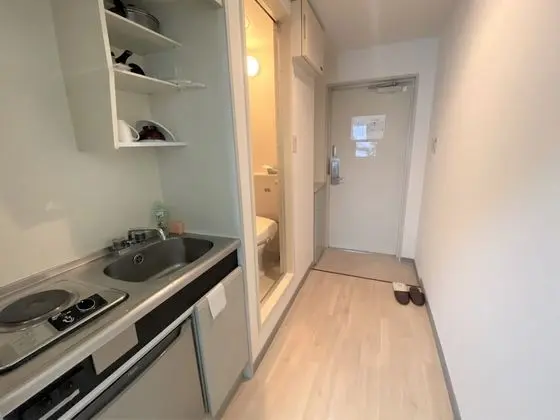 Tek Büyük Yataklı Oda, Sigara İçilebilir