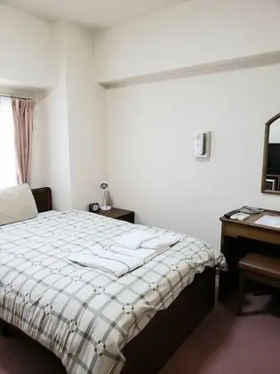 Tek Kişilik Oda, Sigara İçilebilir